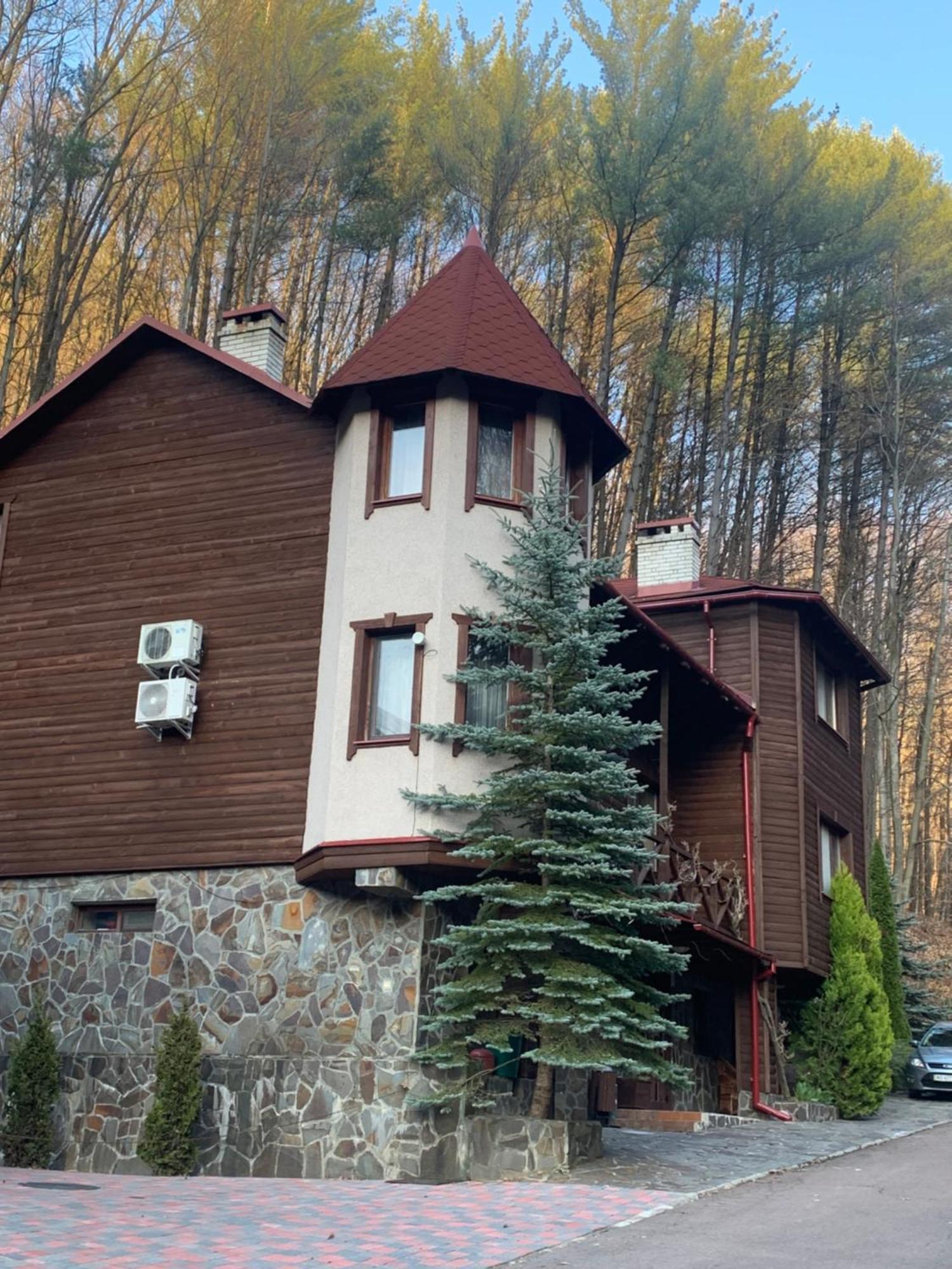 Elf-Cottage Tur'ya Paseka Dış mekan fotoğraf